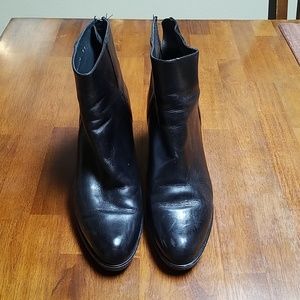 Stuart Weitzman booties